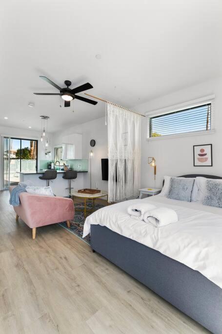 Large Studio Rooftop & Poolside - Walk To Old Town سكوتسدايل المظهر الخارجي الصورة