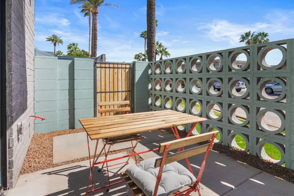 Large Studio Rooftop & Poolside - Walk To Old Town سكوتسدايل المظهر الخارجي الصورة